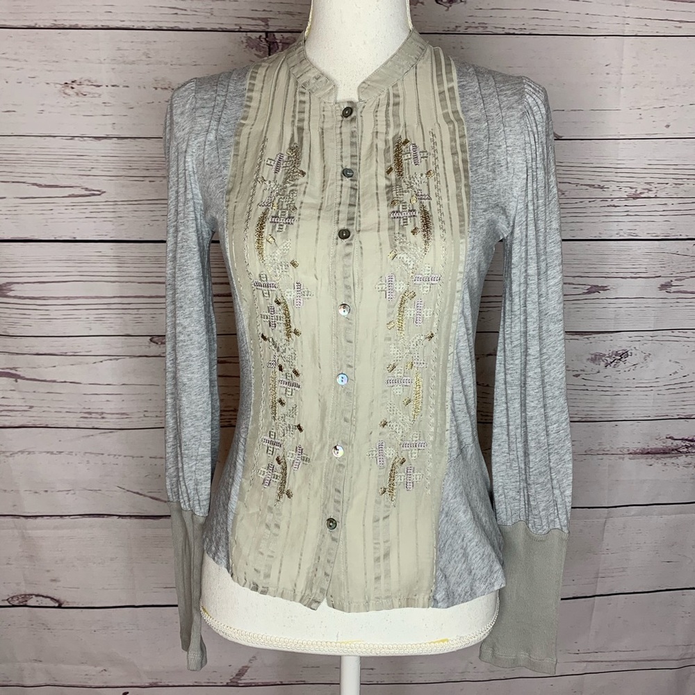 Anthropologie TINY too gray/gold embroidered XS